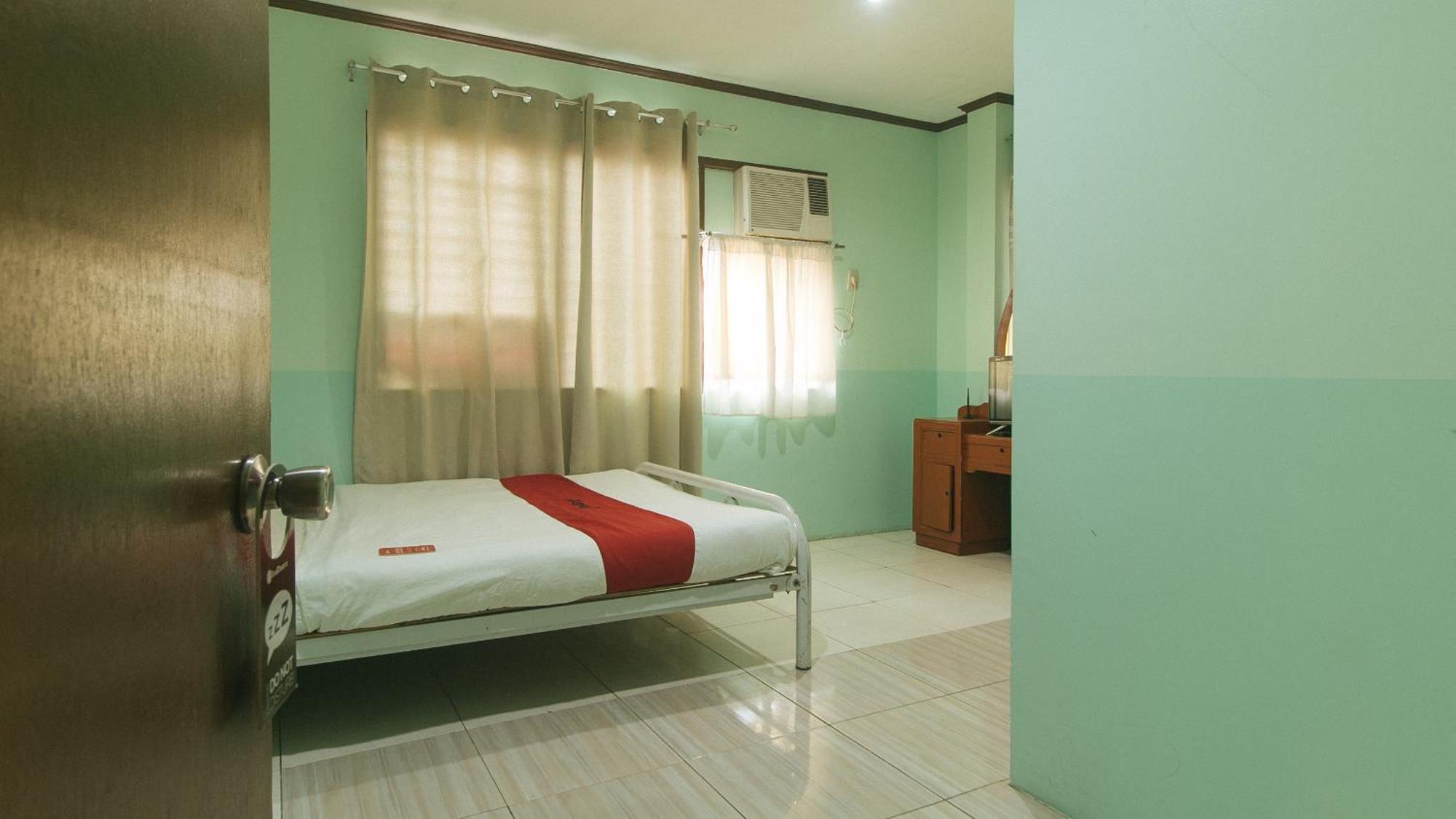 Reddoorz At Maanyag Pension House Mandaue Cebú Exterior foto