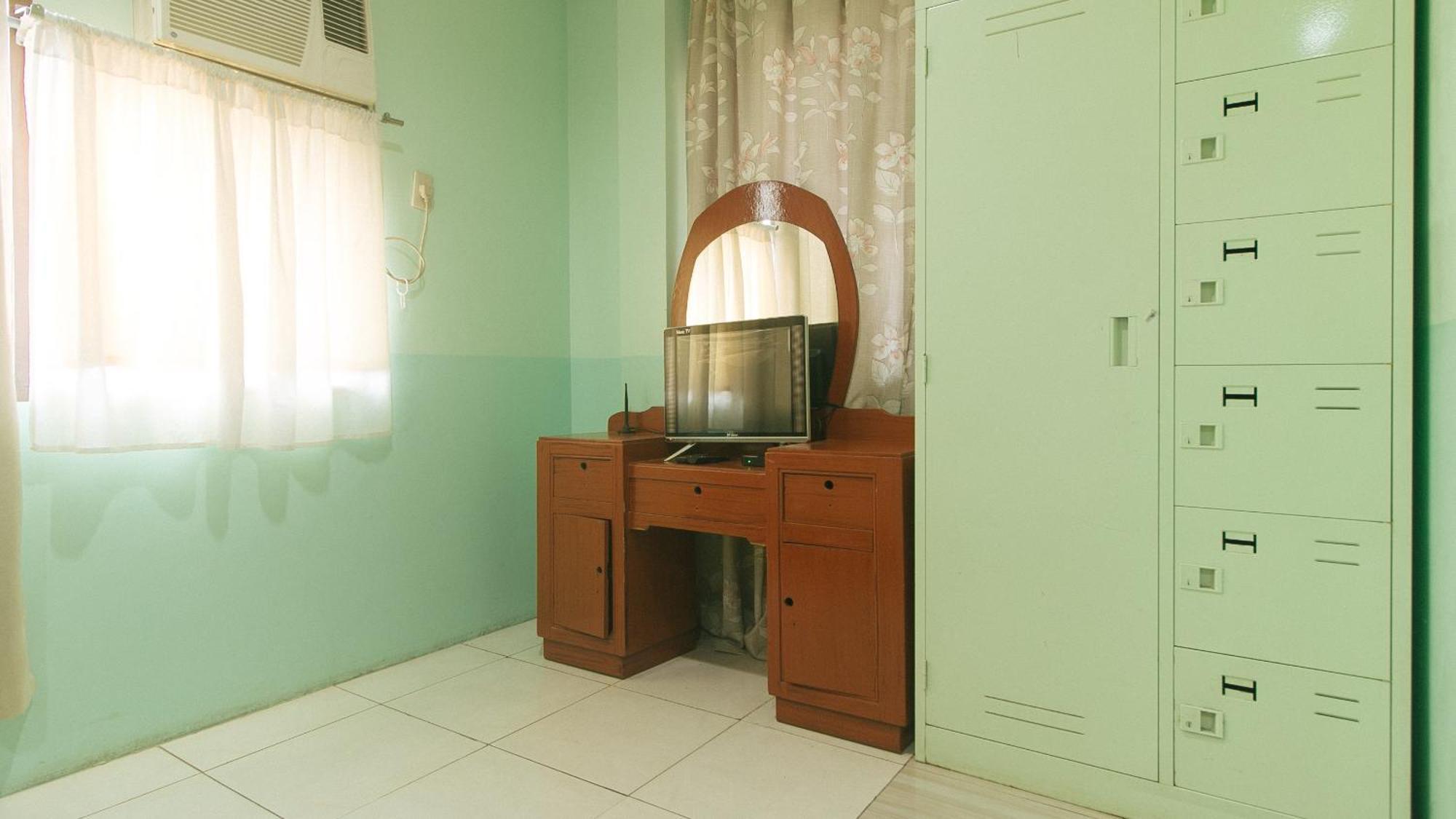 Reddoorz At Maanyag Pension House Mandaue Cebú Exterior foto