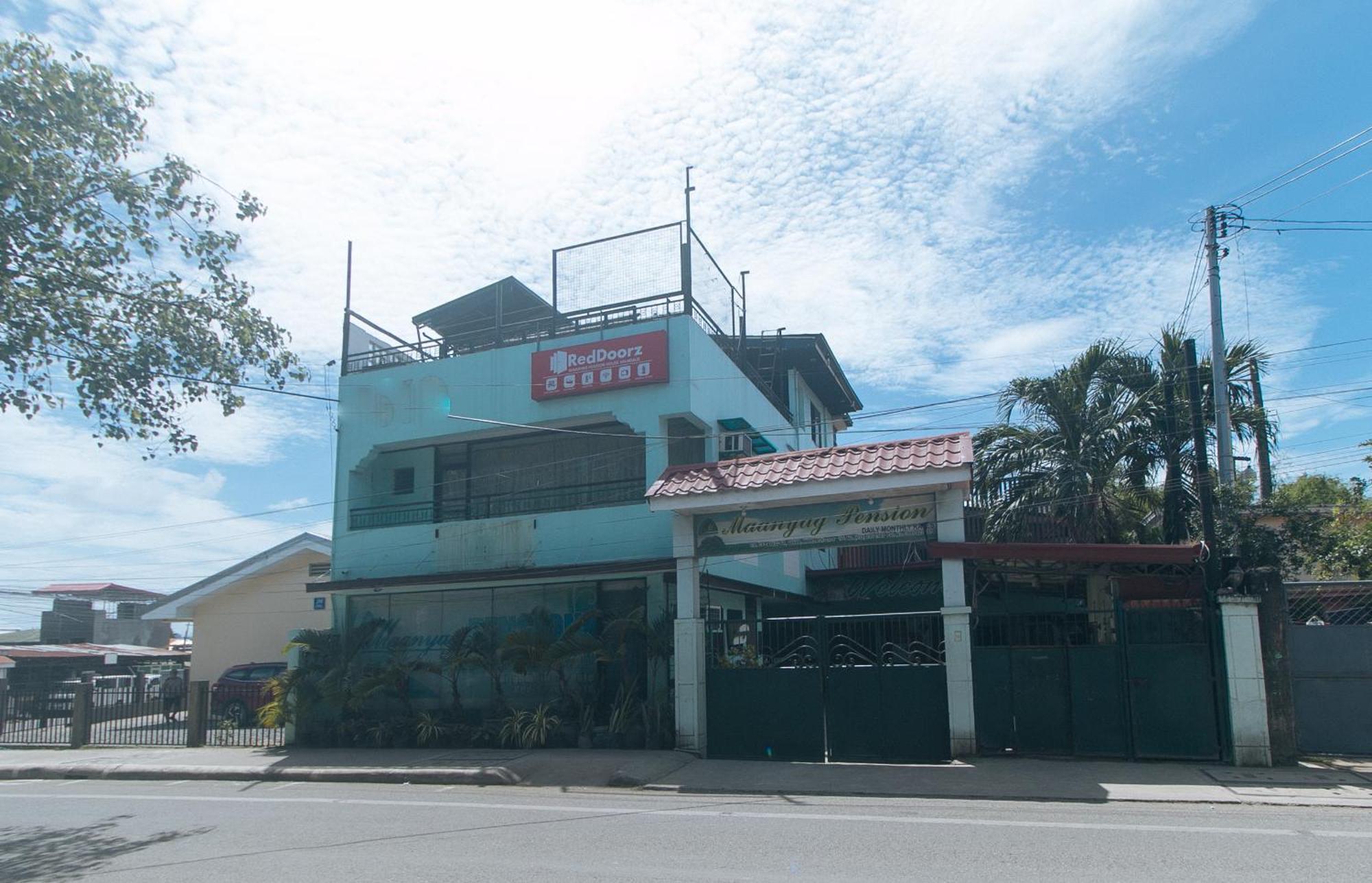 Reddoorz At Maanyag Pension House Mandaue Cebú Exterior foto