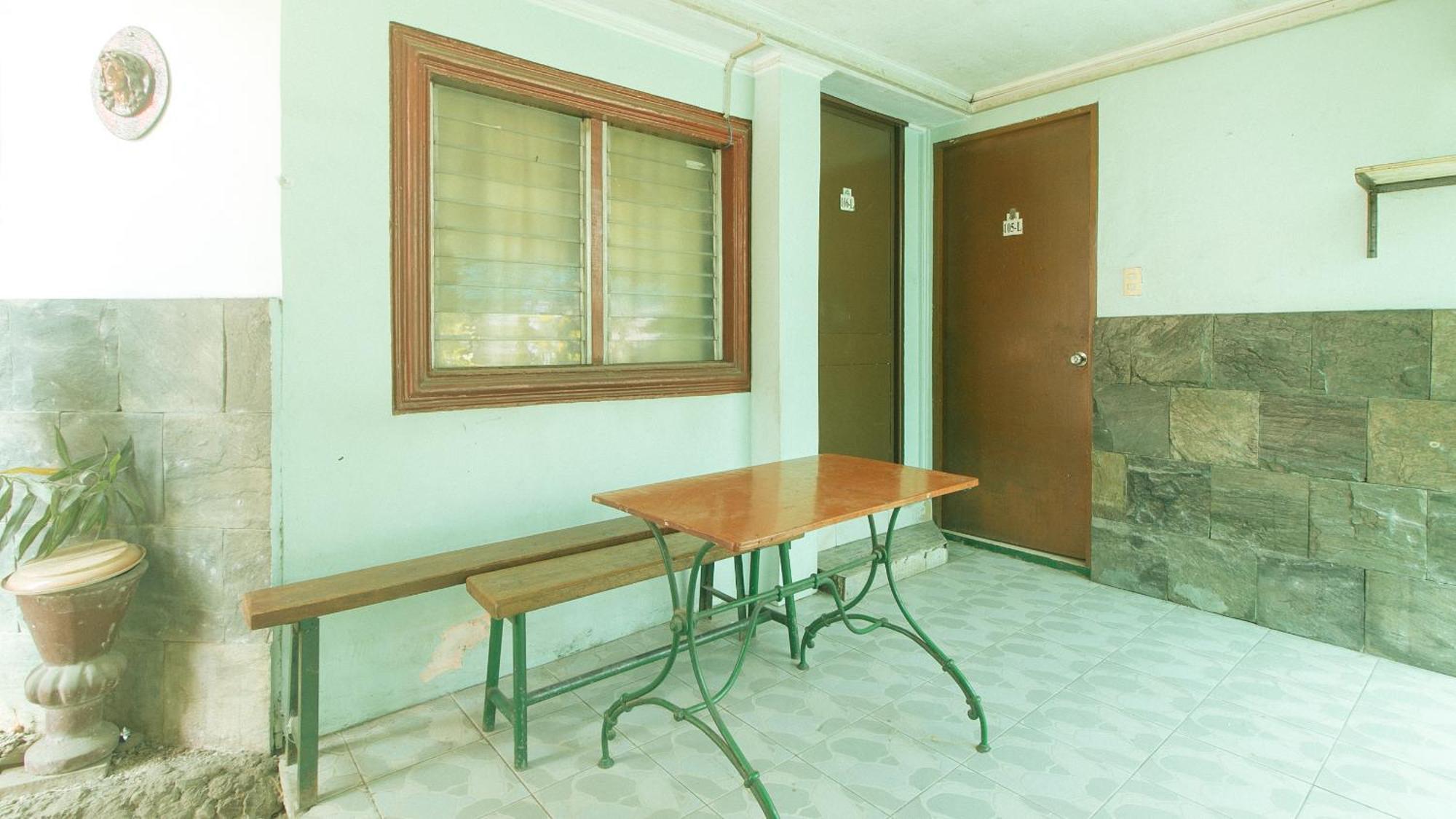 Reddoorz At Maanyag Pension House Mandaue Cebú Exterior foto